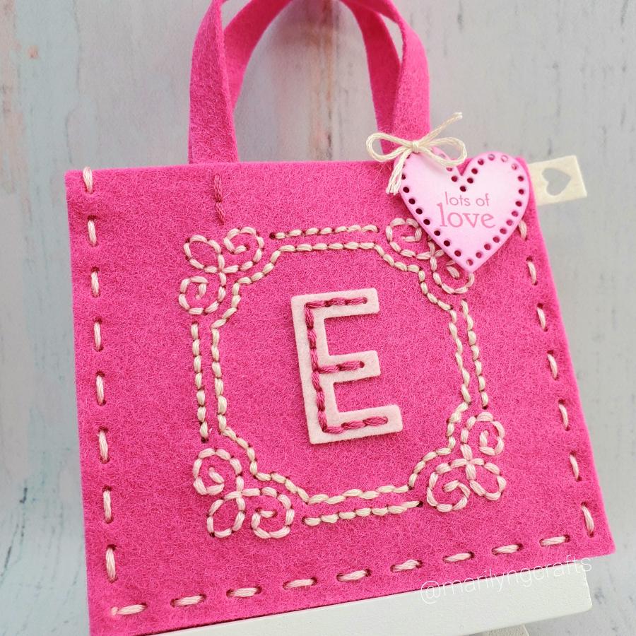 In Stitches: Tote Bag Die